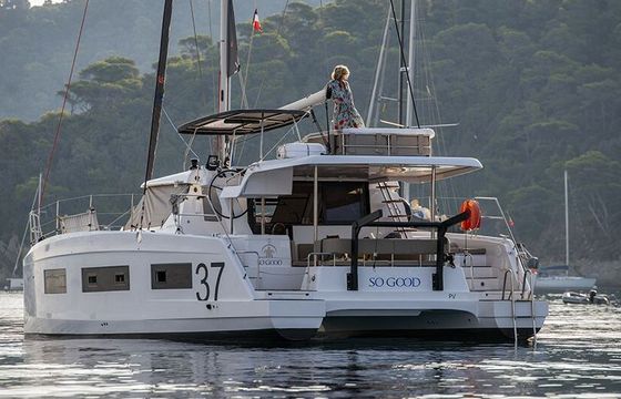 Catamaran Aventura Aventura 37 10.9m
