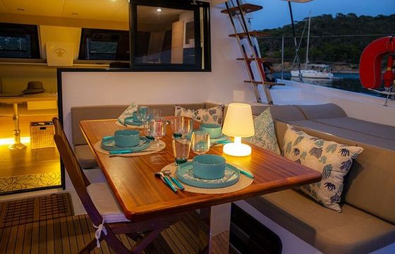 Catamaran Aventura Aventura 37 10.9m