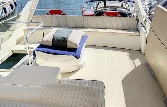 Motorboat Ferretti Altura 52s 1400hp