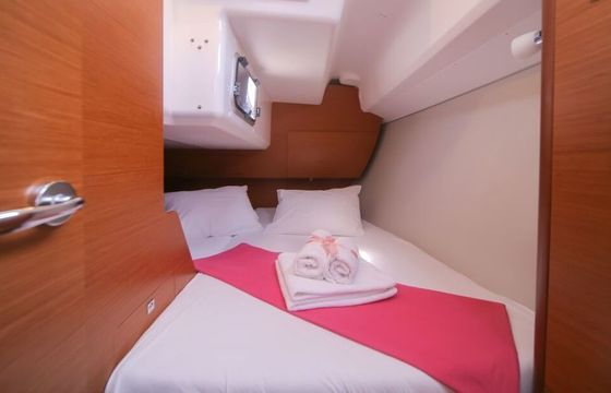 Sailboat Dufour Yachts Dufour 310 GL 9.67m