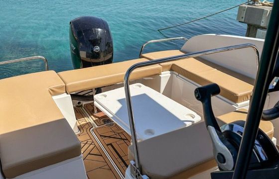 Motorboat Cattleya X6 150hp