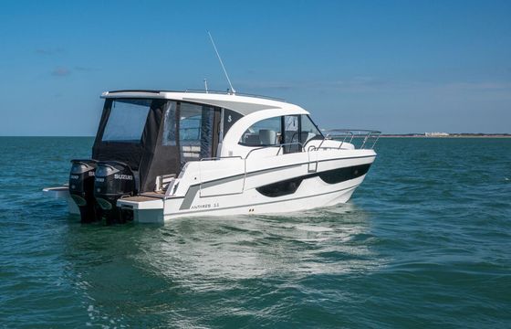 Motorboat Antares 11 OB 600hp