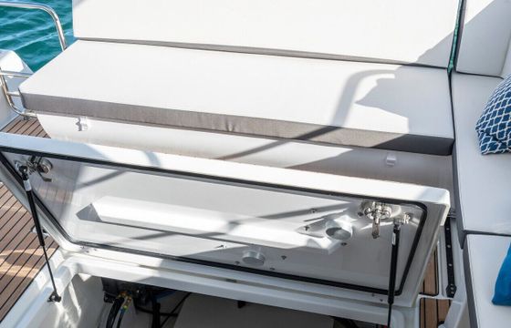 Motorboat Antares 11 OB 600hp