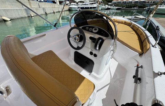 Boat without licence  Ranieri Shark 17 40hp