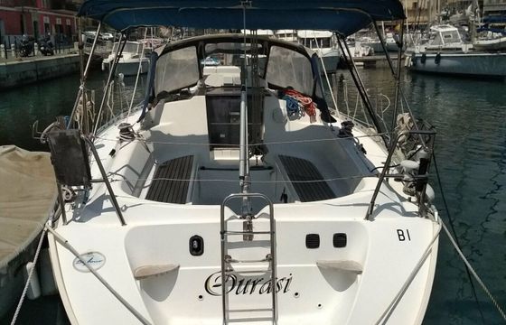 Sailboat DUFOUR DUFOUR 32 CLASSIC 9.68m
