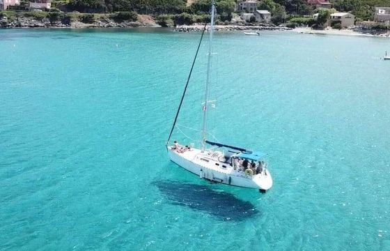 Sailboat DUFOUR DUFOUR 32 CLASSIC 9.68m
