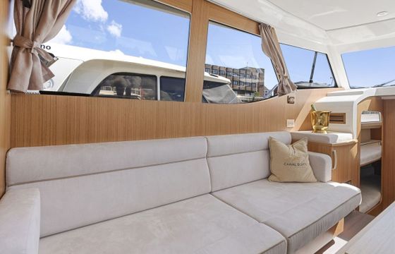 Motorboat Greenline Yachts 33 68hp
