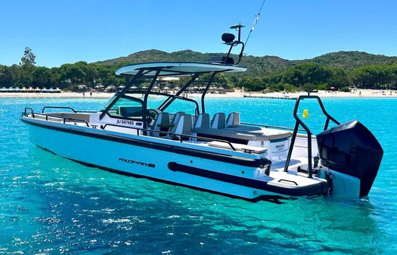 Motorboat Axopar 28 300hp