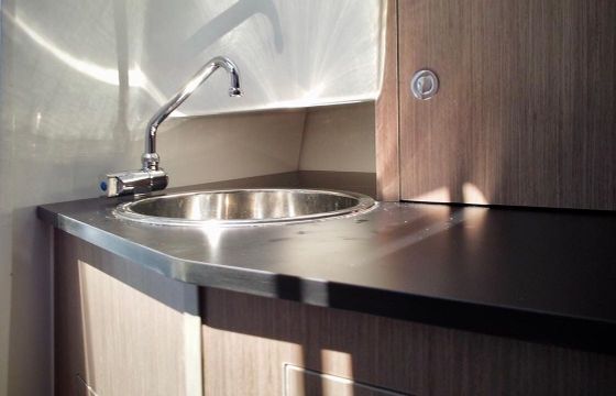 Motorboat Beneteau Flyer 8 300hp
