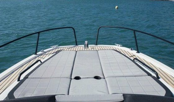 Motorboat Beneteau Flyer 8 300hp