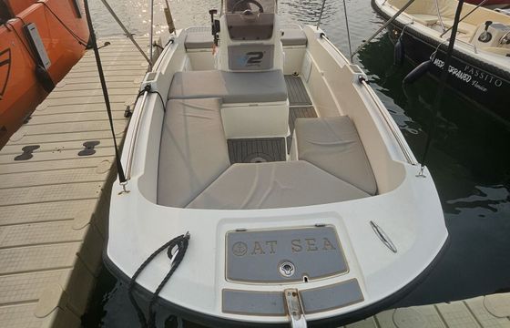 Boat without licence  V2 boats 5.0