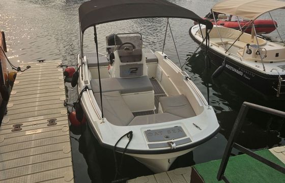 Boat without licence  V2 boats 5.0
