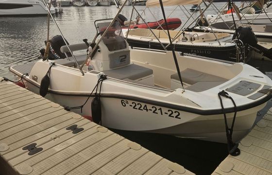 Boat without licence  V2 boats 5.0