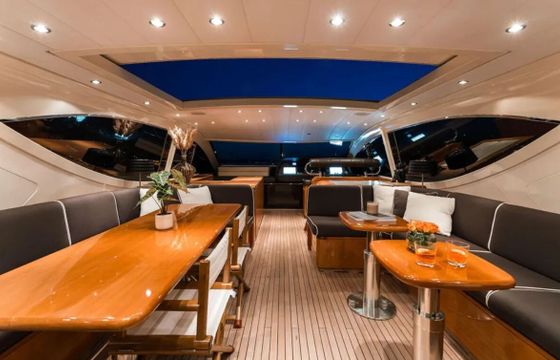 Motor yacht Arno Leopard 2007 1550hp