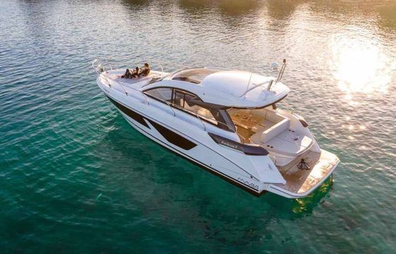 Motor yacht Bénéteau Gran Turismo 41 600hp