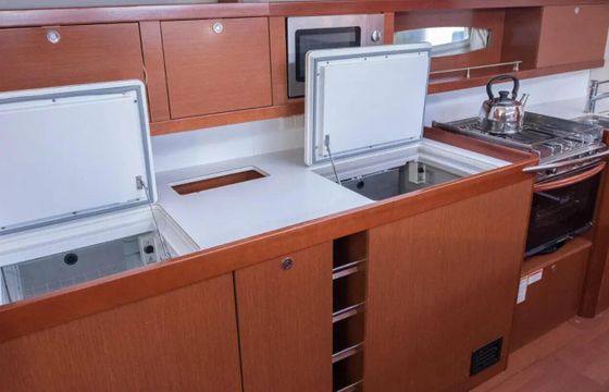 Sailboat Oceanis 50 Family 15m