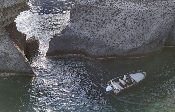 Boat without licence LUXURY BLACK BOAT 60hp