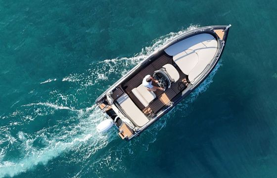 Boat without licence LUXURY BLACK BOAT 60hp