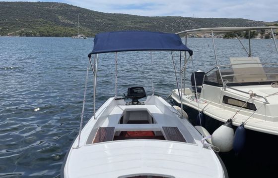 Motorboat Rent a boat Lasta vodice 480