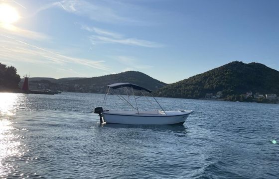 Motorboat Rent a boat Lasta vodice 480