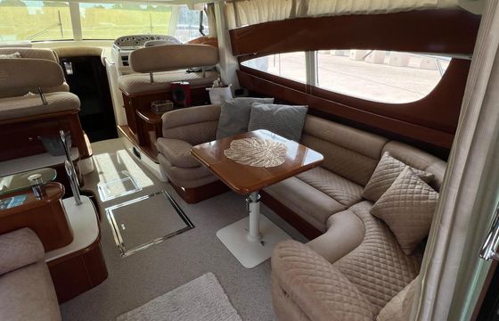Motorboat JEANNEAU PRESTIGE 46 FLY 1000hp