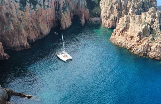 Catamaran CNB Lagoon 570 17m