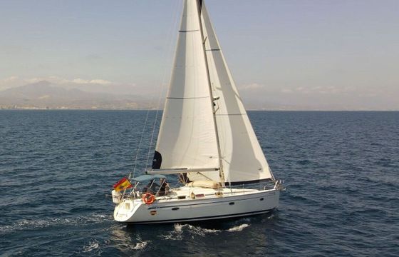 Sailboat Bavaria Bavaria 39 Cruiser 12m