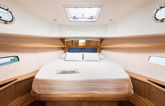 Motorboat SASGA YACHTS MENORQUIN 34 HT 540hp