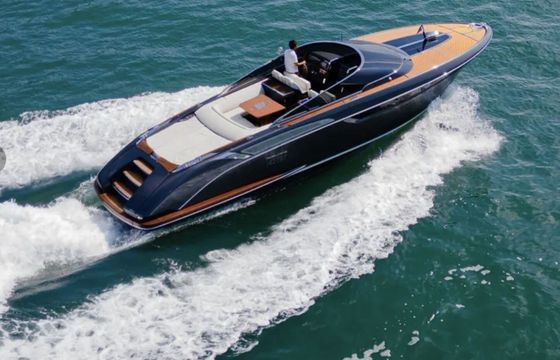 Motorboat Riva Rivamare 38 800hp