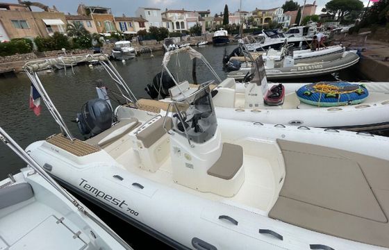 RIB CAPELLI TEMPEST 700 200hp