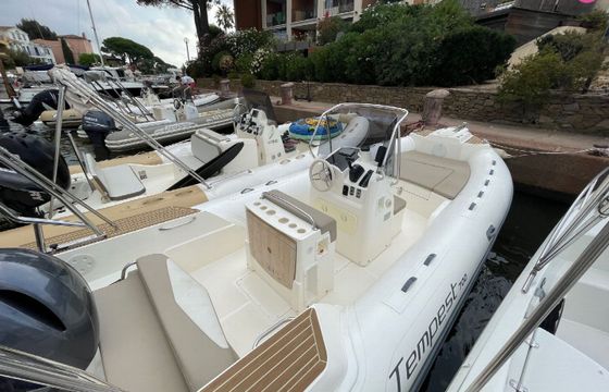 RIB CAPELLI TEMPEST 700 200hp