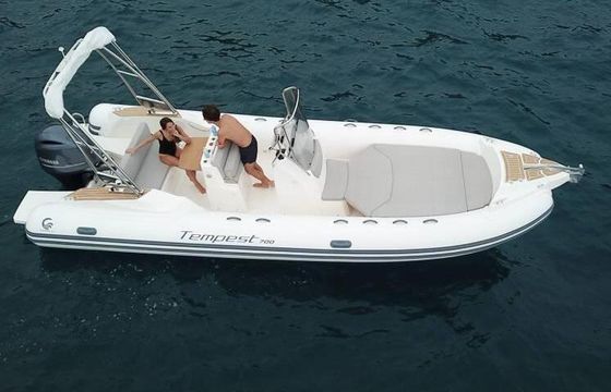 RIB CAPELLI TEMPEST 700 200hp