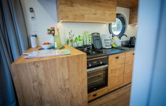 Houseboat WOMA D13