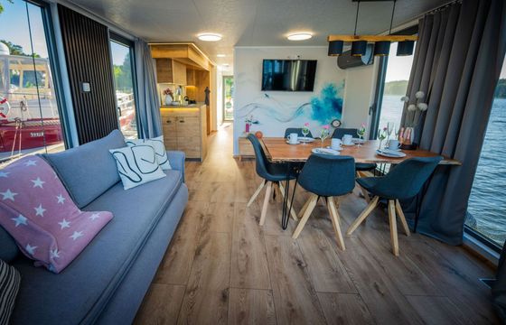 Houseboat WOMA D13