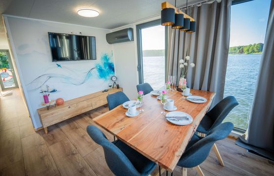 Houseboat WOMA D13