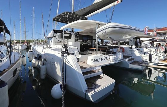 Catamaran Lagoon 42 12m
