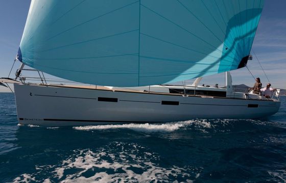 Sailboat Beneteau Oceanis 45 13.94m