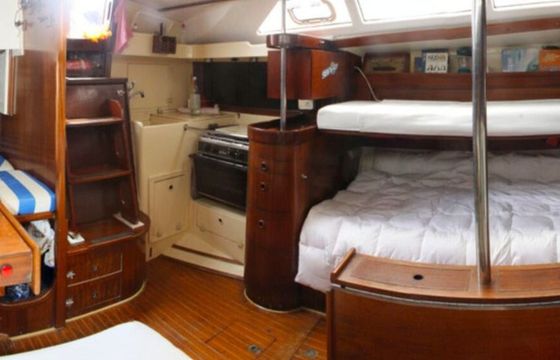 Sailboat West wind 35 11m