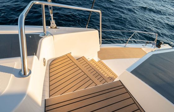 Catamaran Catana Group Bali 5.8 - 5 + 2 cab. 17m