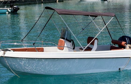 Motorboat Karel Paxos 30hp
