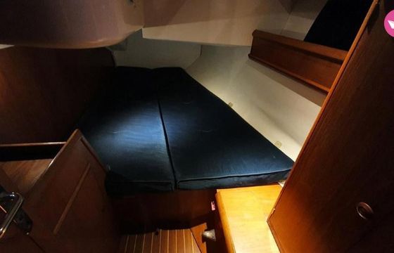 Sailboat Jeanneau Sun Odyssey 42.2 12.8m