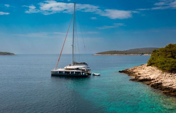 Catamaran Excess Excess 15 - 6 + 2 cab. 14m