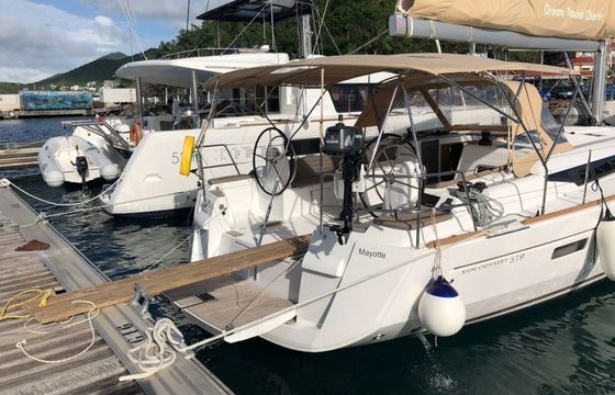 Sailboat JEANNEAU Sun Odyssey 519 Luxe - ZANZIBAR 15.75m