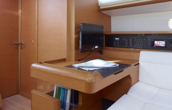 Sailboat JEANNEAU Sun Odyssey 519 Luxe - ZANZIBAR 15.75m