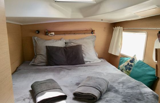 Catamaran Lagoon 380 S2 11.5m