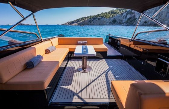 Motorboat VanDutch 40 2hp