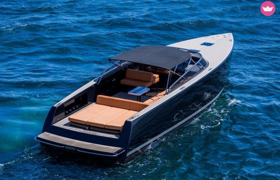 Motorboat VanDutch 40 2hp