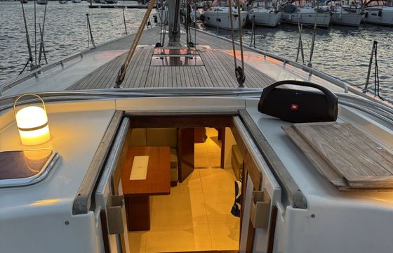 Sailboat Hanse 540 e 16.5m