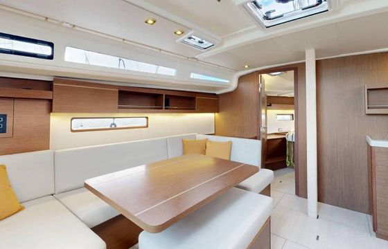 Sailboat Oceanis 40.1 12m