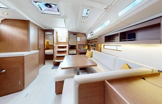 Sailboat Oceanis 40.1 12m